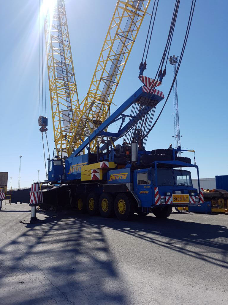 Lifting services with mobile cranes Havator